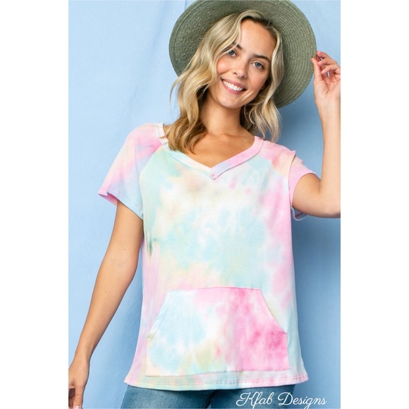 ❤️LAST! V Neck Tie Dye Thermal Front Pocket Top - Picture 10 of 13